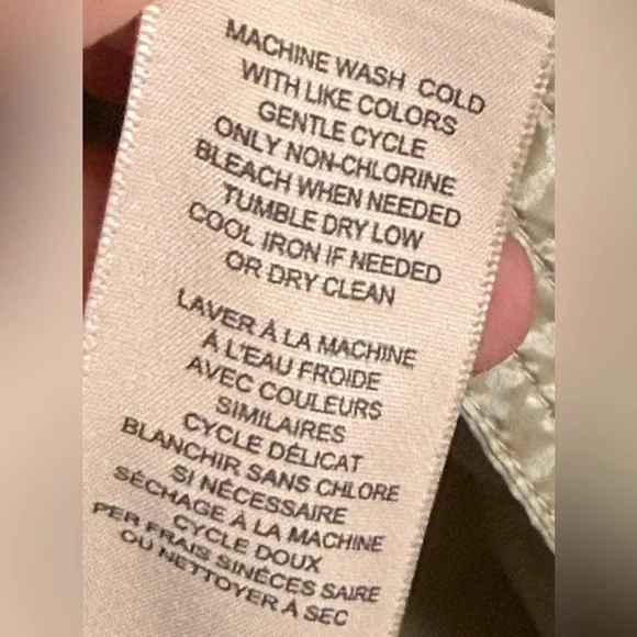 Philosophy Women's Metallic Light Khaki Quilted Vest - Picture 6 of 8